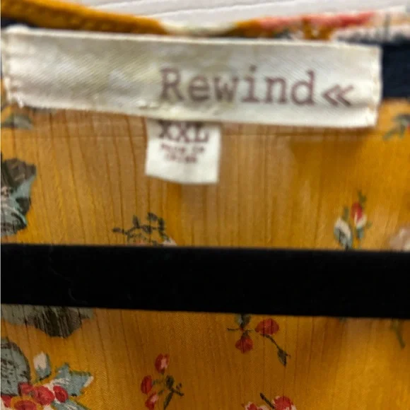 Rewind Mustard Floral Kimono - Picture 3 of 4